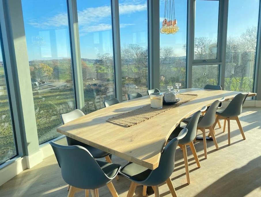 Luxury Converted Water Tower In Flockton Villa Emley Dış mekan fotoğraf